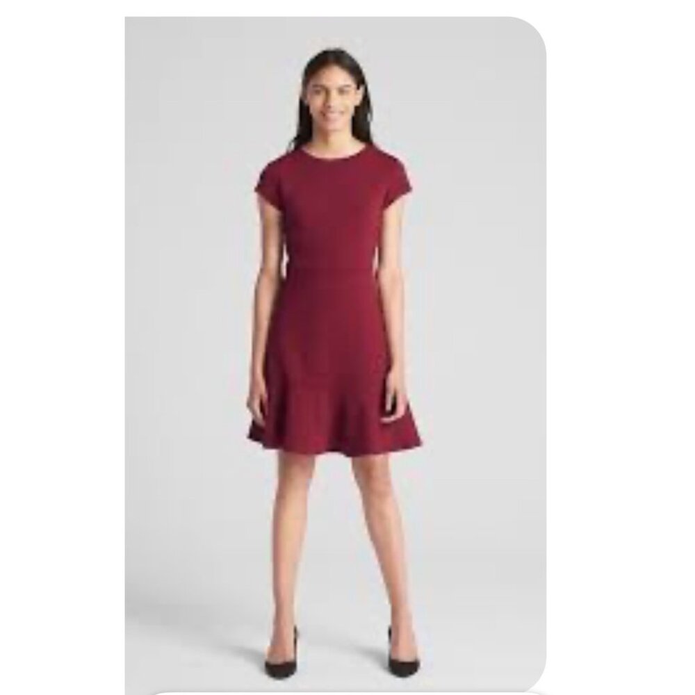 GAP Burgundy Peplum Fit & Flare Ponte Knit Dress Size 0 Knee Length